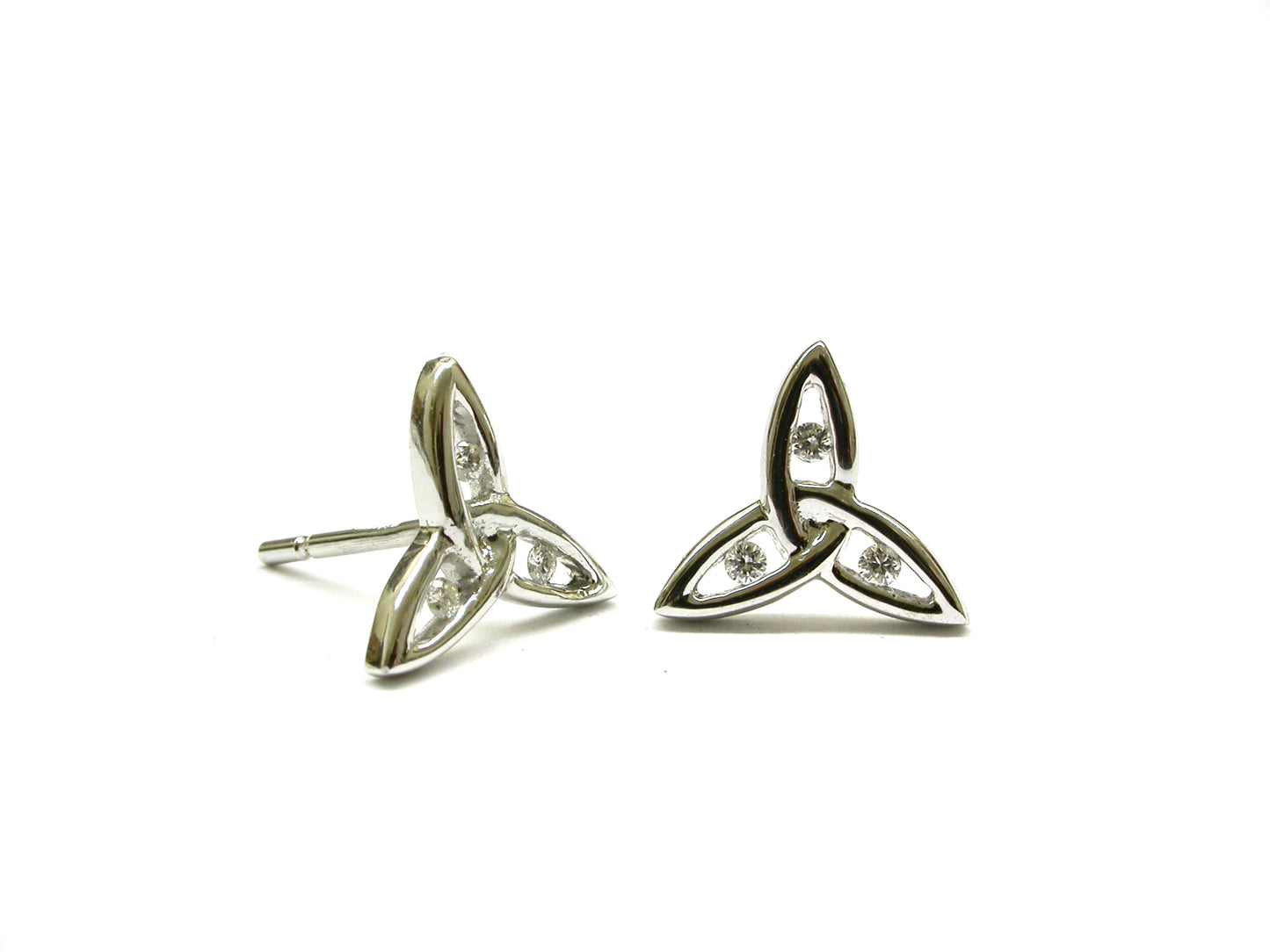 0MA 227 Diamond White 3032u