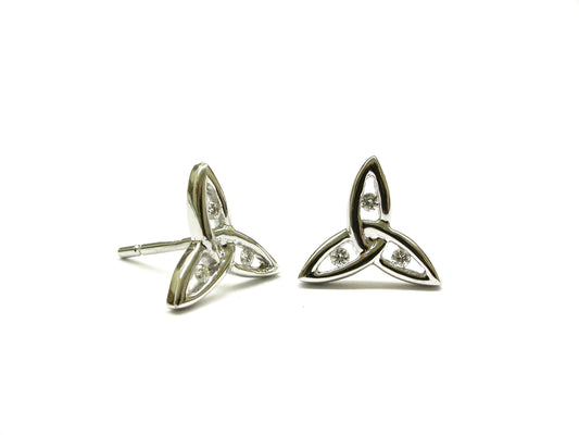 0MA 227 Diamond White 3032u